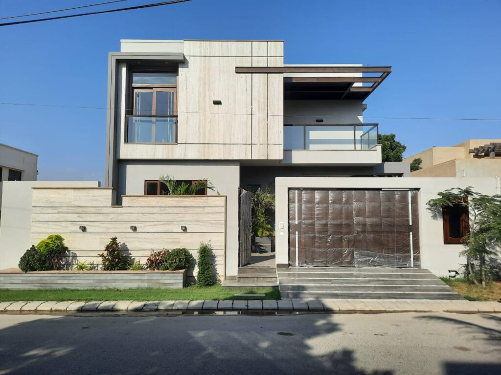 500 yards Bungalow For Sale DHA Phase 8